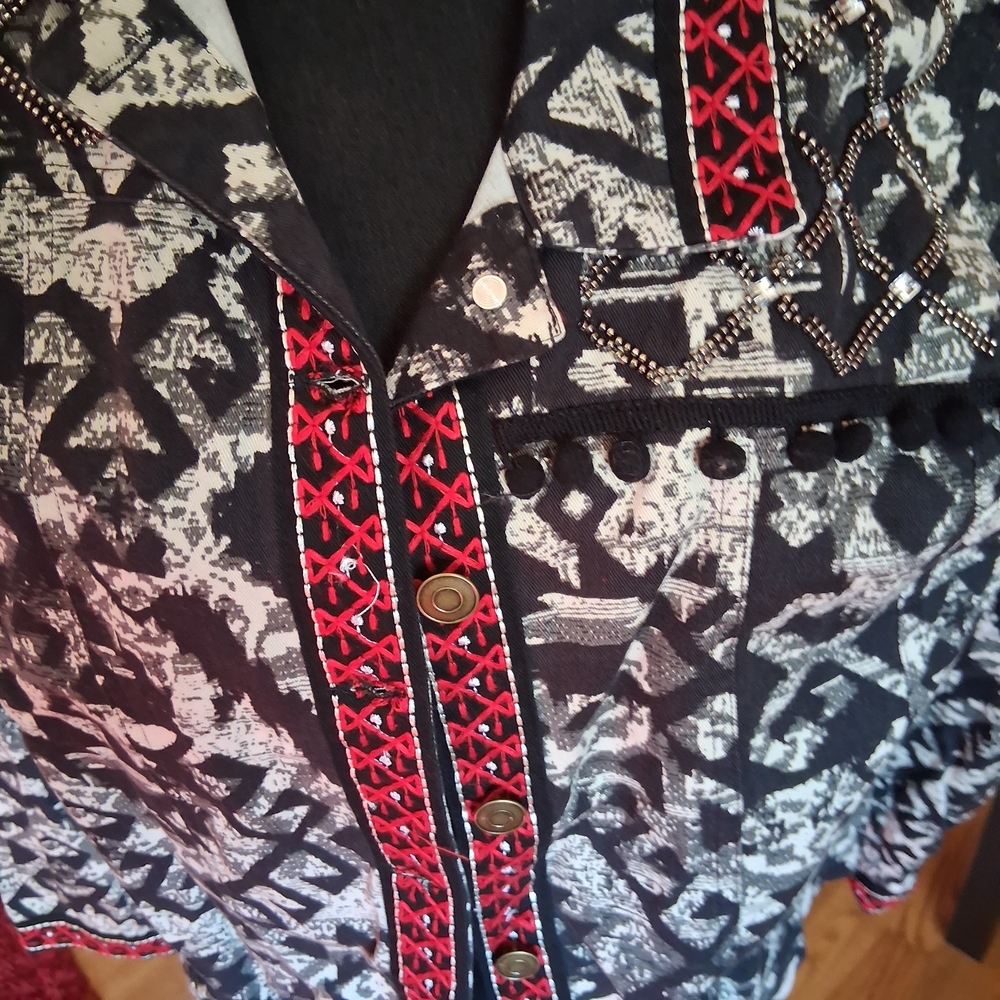 Chic Patterned Jacket with Red Trim NWT - image 2